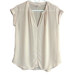 Philosophy Pale Pink Short Cuffed Sleeves.V-Neck. Tulip Hem.Excellent Condition